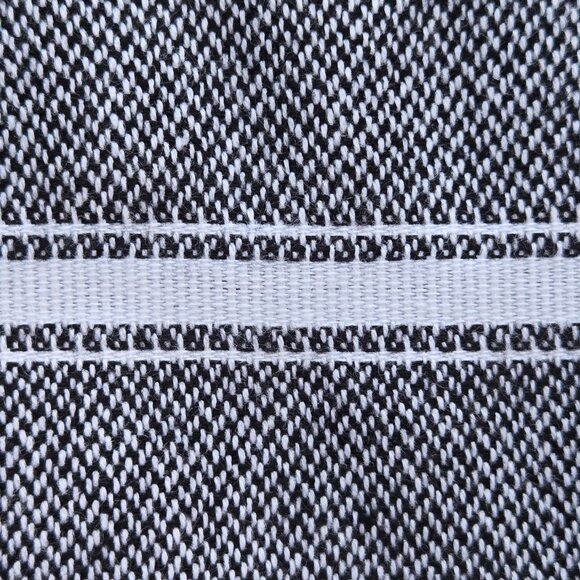 NWT Creme de la Creme Oversized Fringed Scarf Wrap Navy White Linen Cotton - Picture 5 of 8